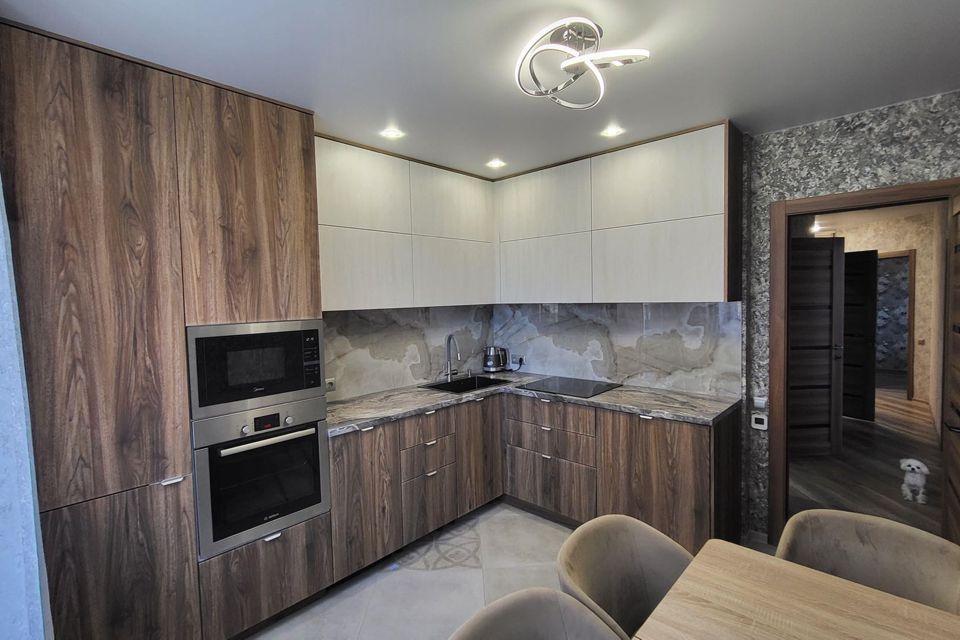 Продаётся 3-комнатная квартира, 83 м²