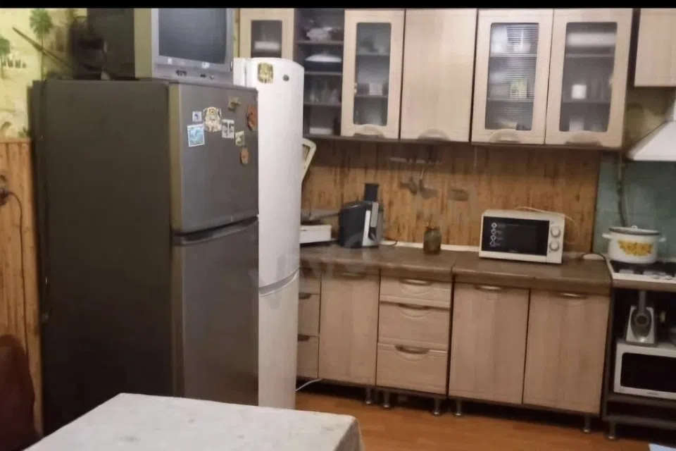 Продаётся 2-этажный дом, 500 м²