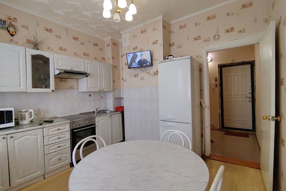 Продаётся 4-комнатная квартира, 102.6 м²