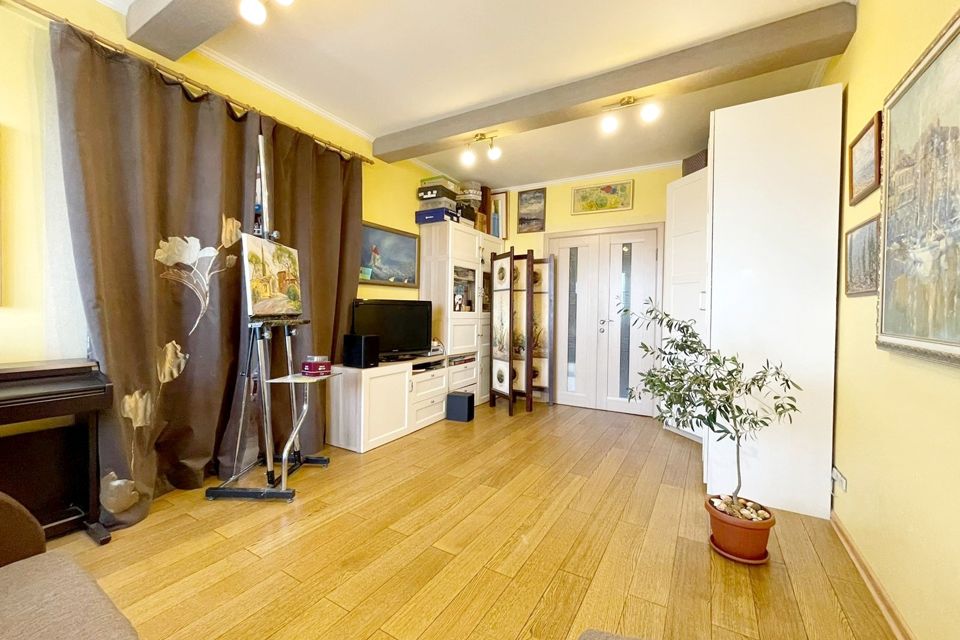 Продаётся 2-комнатная квартира, 57.1 м²