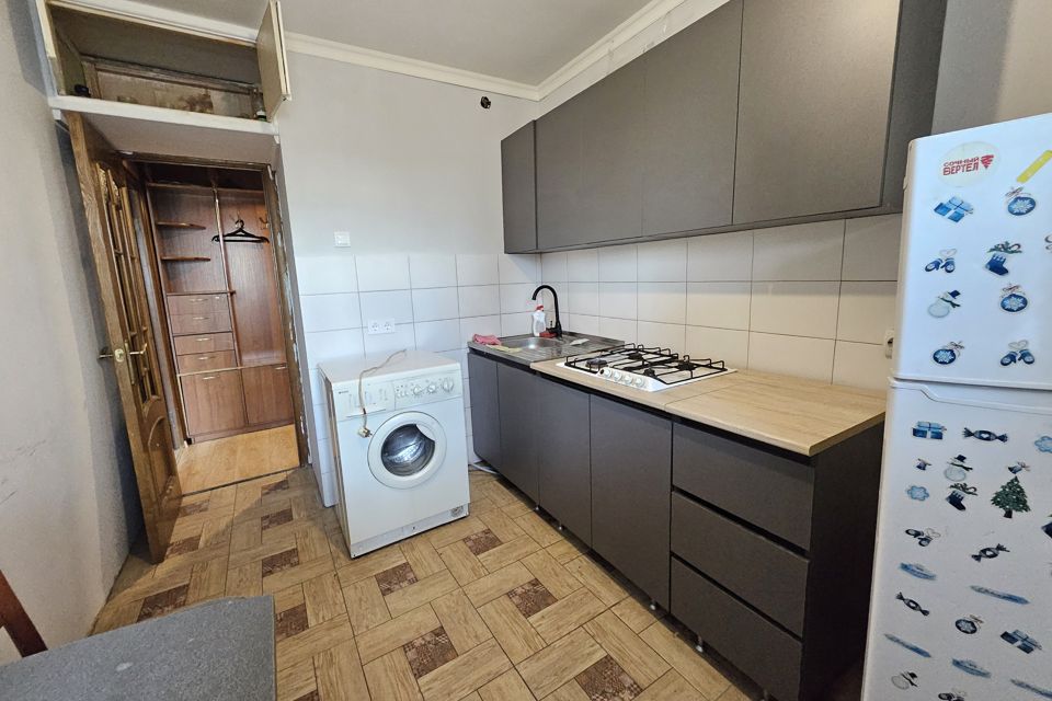 Продаётся 1-комнатная квартира, 38 м²