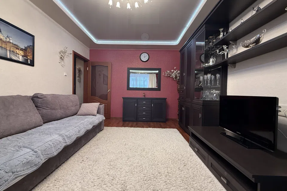 Продаётся 2-комнатная квартира, 57 м²
