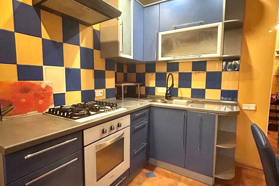 Продаётся 3-комнатная квартира, 55 м²