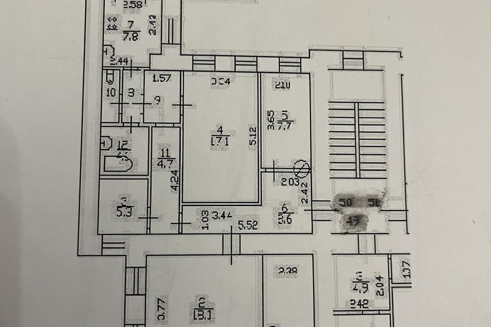 Продаётся 3-комнатная квартира, 129.1 м²