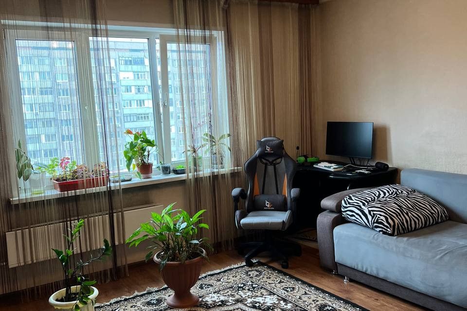 Продаётся 4-комнатная квартира, 78.2 м²