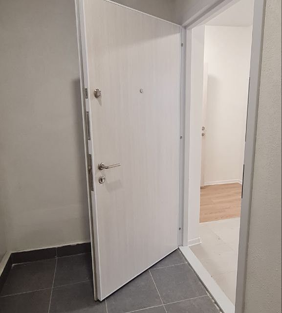 Продаётся 2-комнатная квартира, 61.9 м²