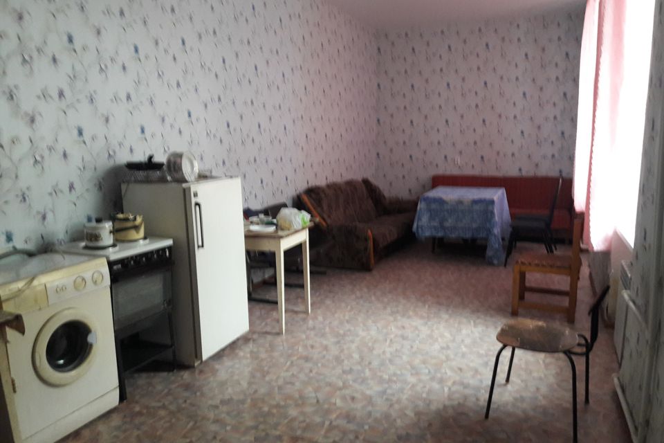 Продаётся 2-комнатная квартира, 65 м²