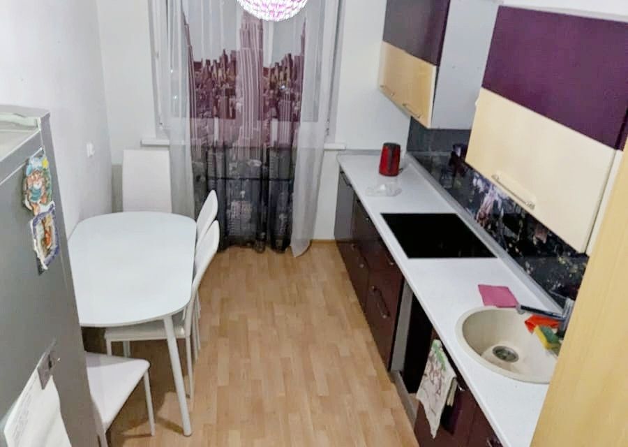 Продаётся 2-комнатная квартира, 62.6 м²