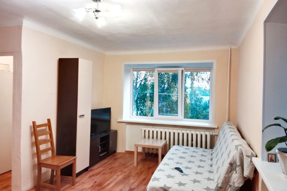 Продаётся 1-комнатная квартира, 33 м²