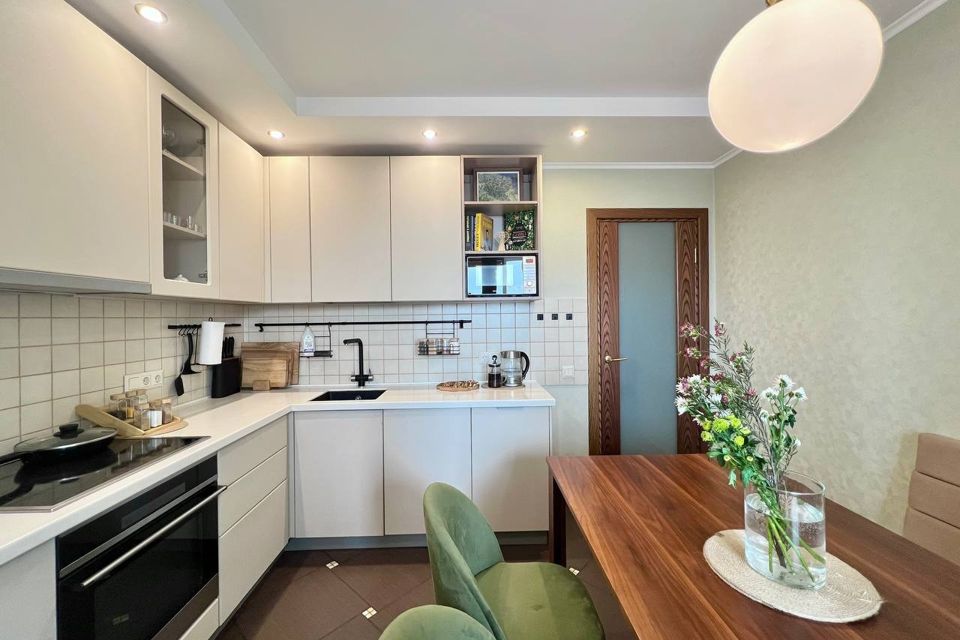 Продаётся 1-комнатная квартира, 41.9 м²