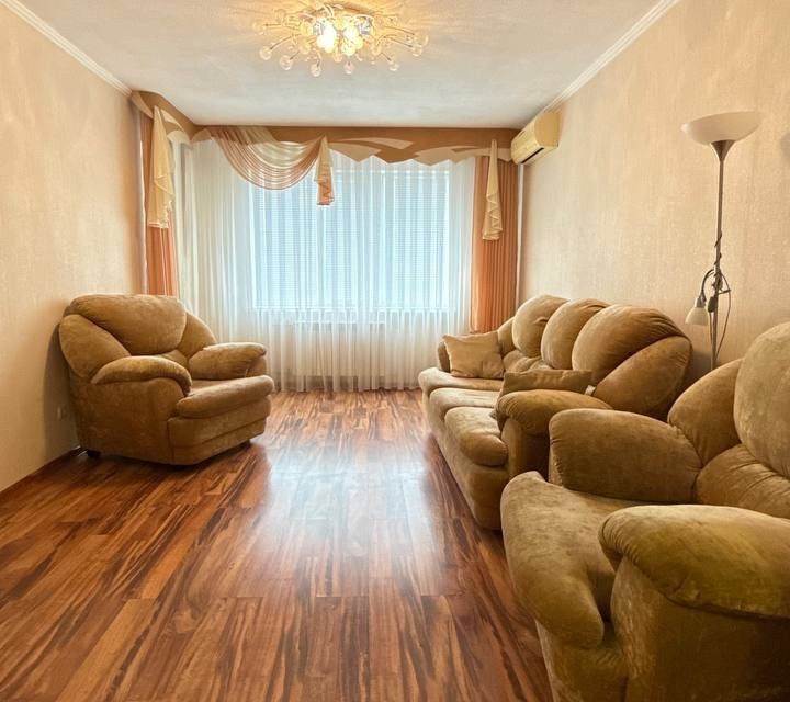 Продаётся 3-комнатная квартира, 74 м²