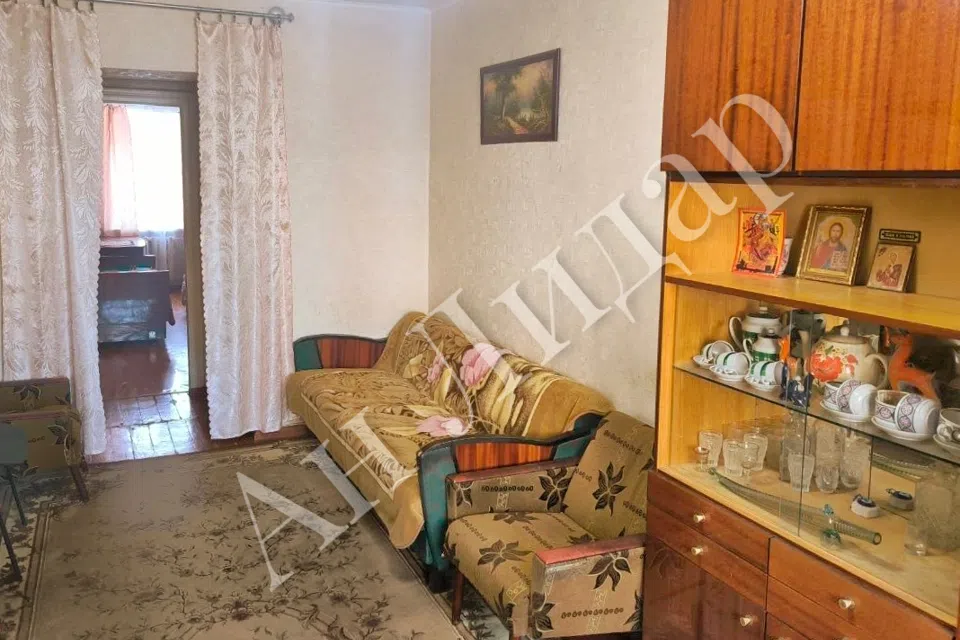 Продаётся 2-комнатная квартира, 43.8 м²