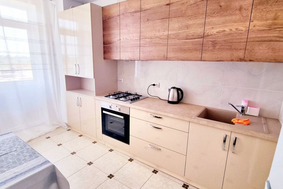 Сдаётся 1-комнатная квартира, 40 м²