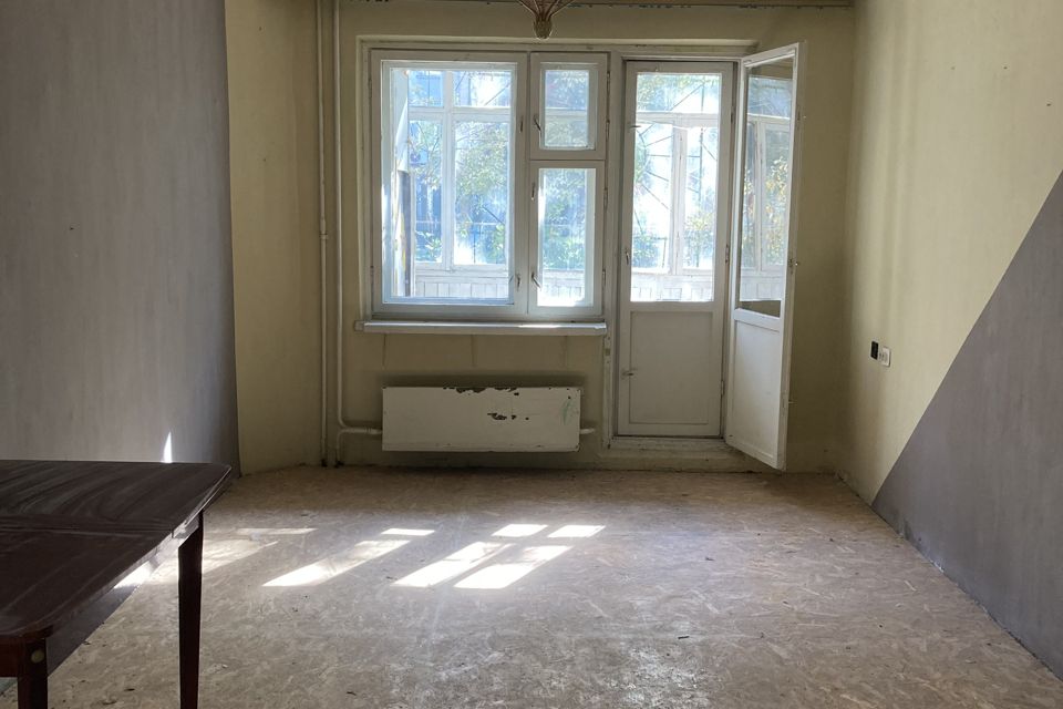 Продаётся 1-комнатная квартира, 41.6 м²