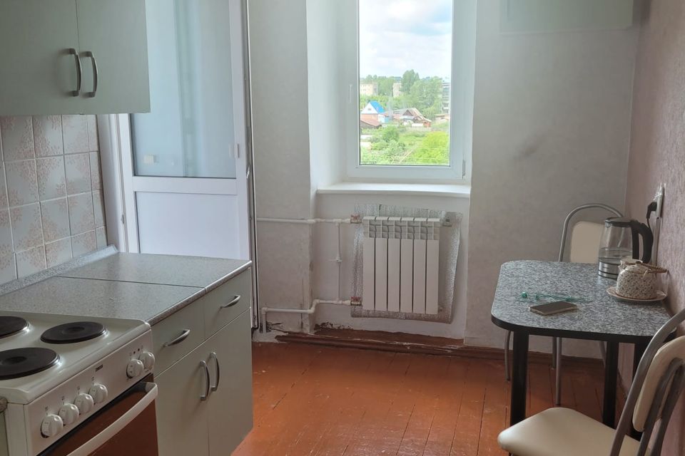 Продаётся 2-комнатная квартира, 49.3 м²