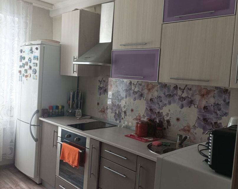 Продаётся 3-комнатная квартира, 60.8 м²