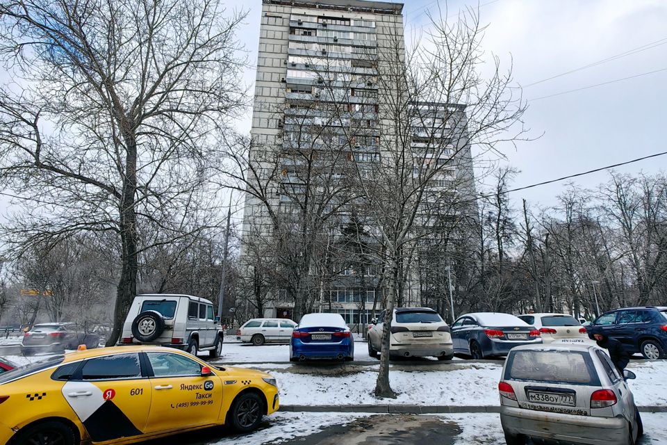 Продаётся 1-комнатная квартира, 35.9 м²