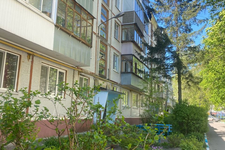 Продаётся 2-комнатная квартира, 42.8 м²