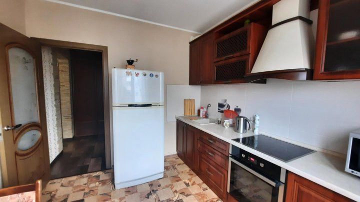 Сдаётся 2-комнатная квартира, 54 м²