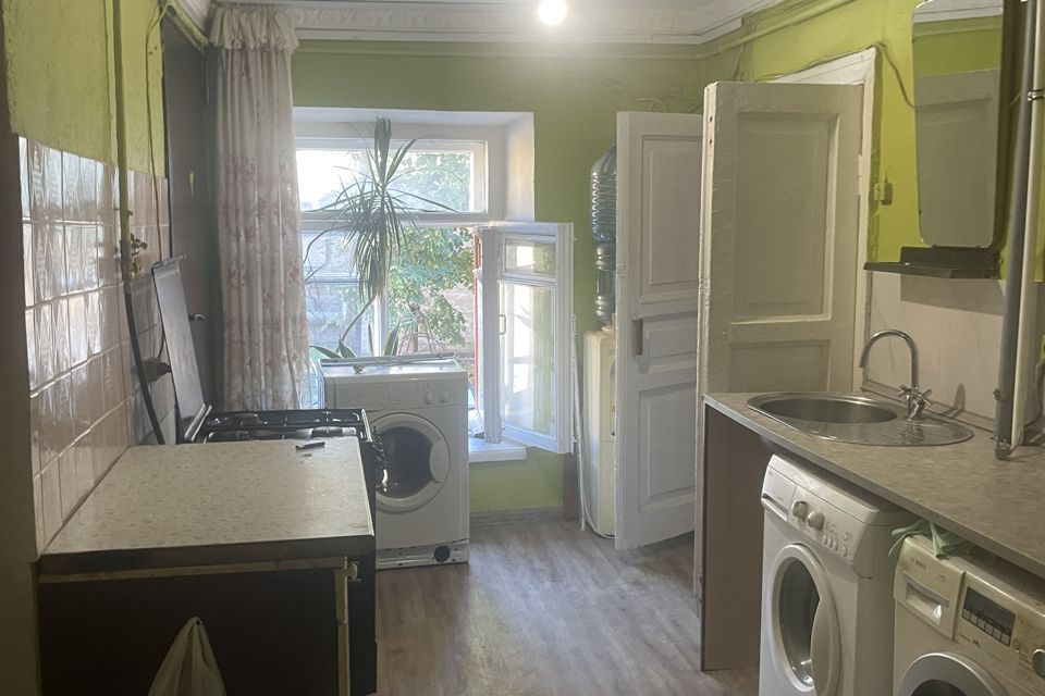 Продаётся комната в 5-комн. квартире, 23.1 м²