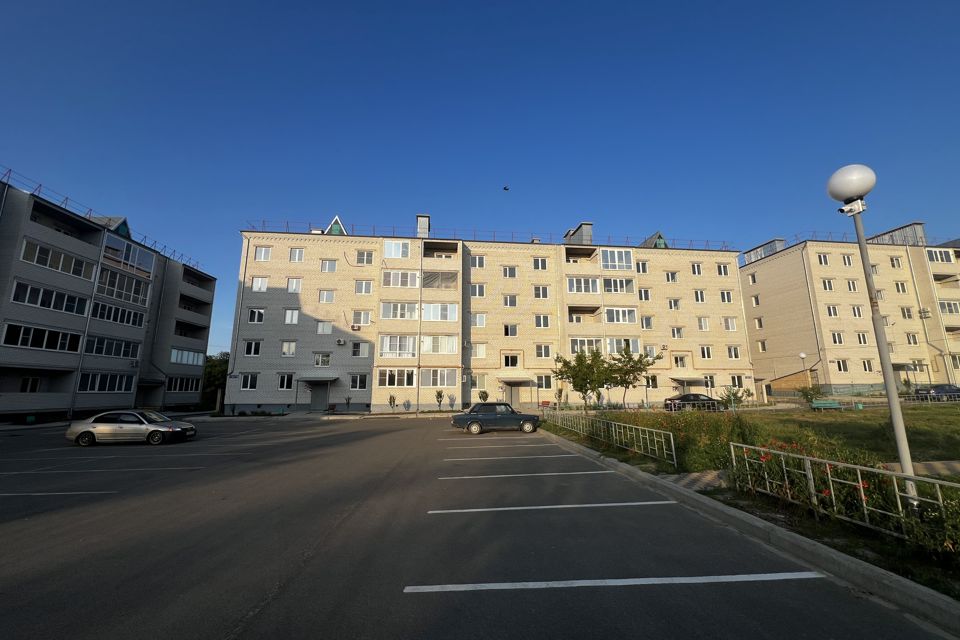 Продаётся 2-комнатная квартира, 58.7 м²
