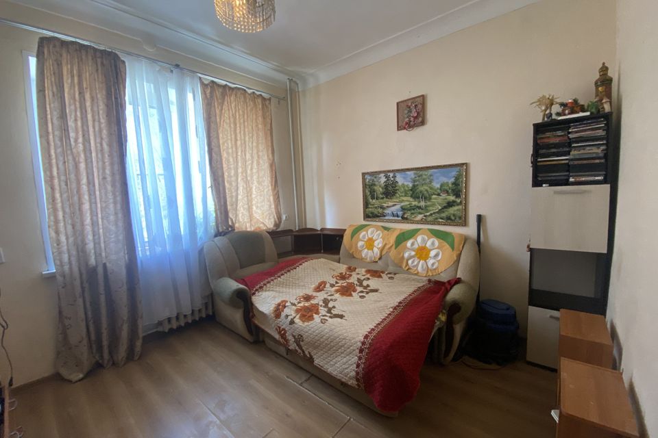 Продаётся 3-комнатная квартира, 79.8 м²