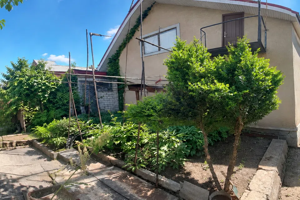Продаётся 2-этажный дом, 170 м²
