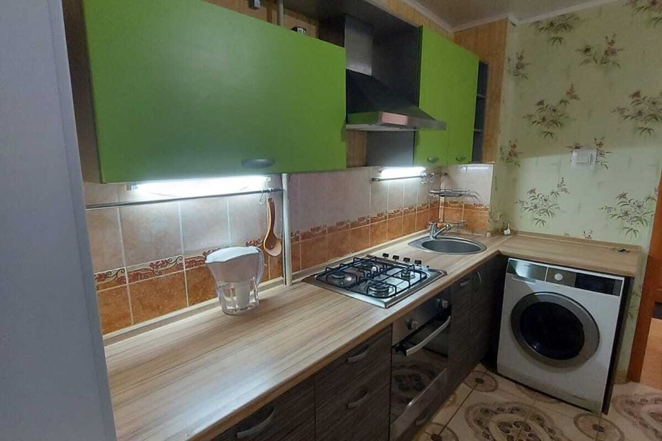 Продаётся 4-комнатная квартира, 74.3 м²