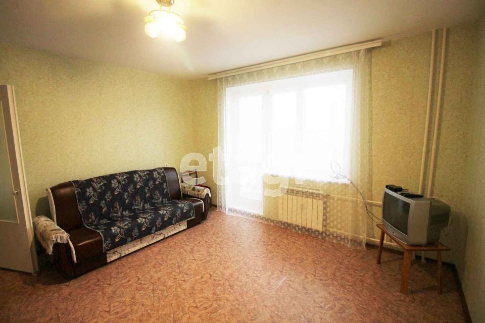 Продаётся 1-комнатная квартира, 38.3 м²