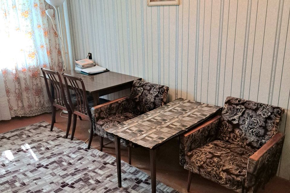 Сдаётся 2-комнатная квартира, 46 м²