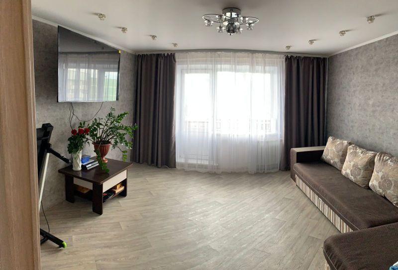 Продаётся 4-комнатная квартира, 82.1 м²