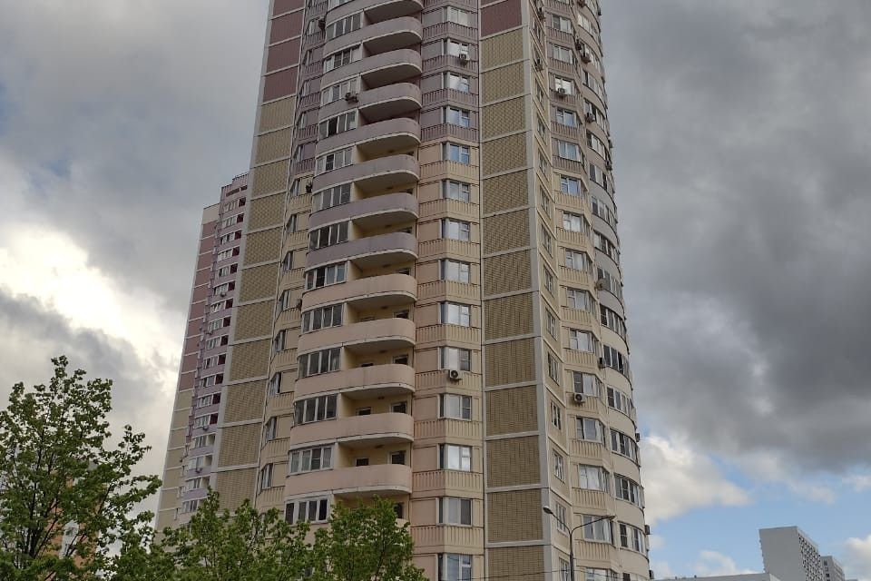 Продаётся 2-комнатная квартира, 57.2 м²