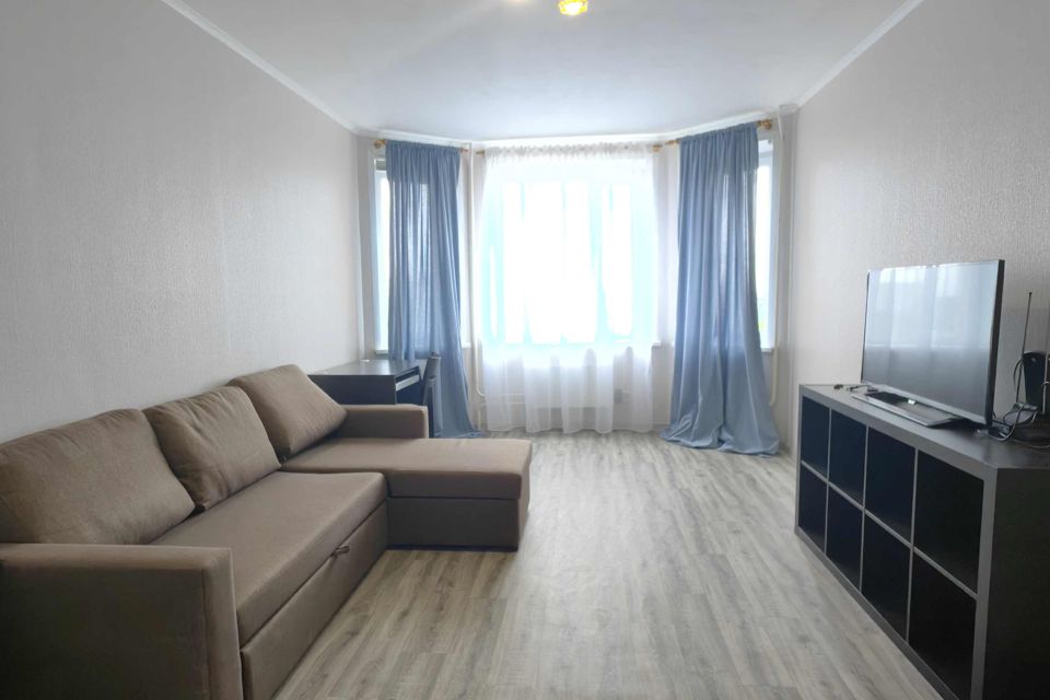 Сдаётся 2-комнатная квартира, 63 м²