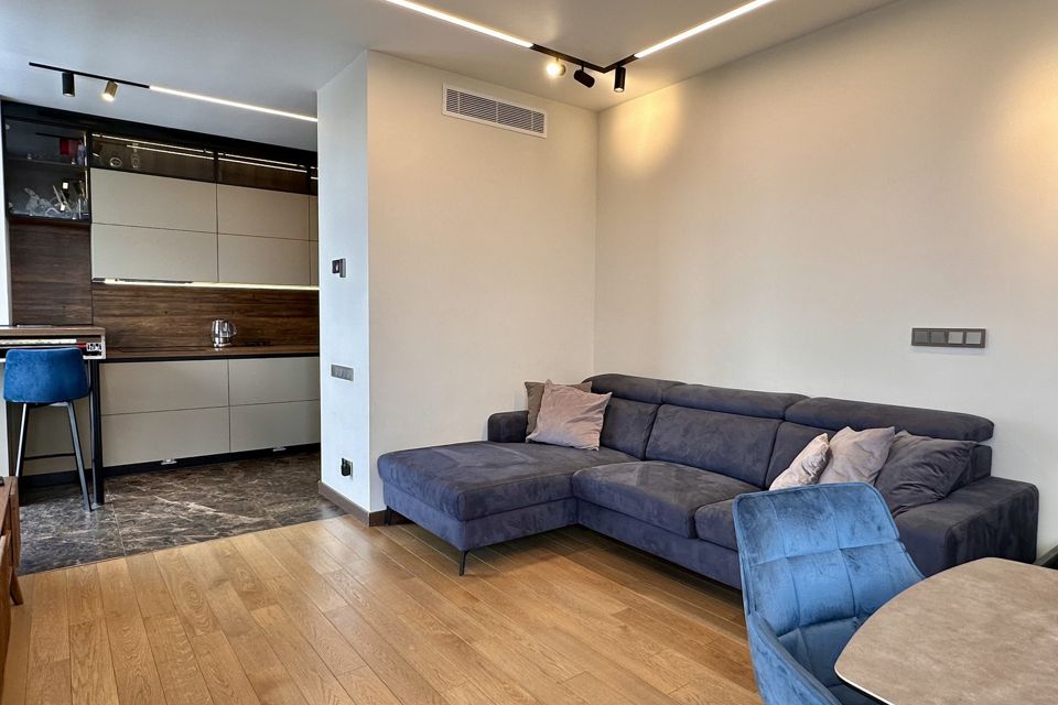 Продаётся 4-комнатная квартира, 113 м²
