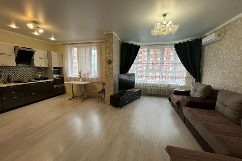 Продаётся 2-комнатная квартира, 80.3 м²
