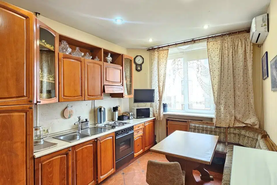 Продаётся 2-комнатная квартира, 61.3 м²