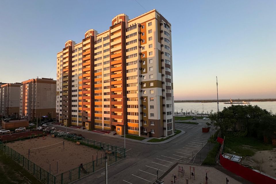 Продаётся 2-комнатная квартира, 72.8 м²