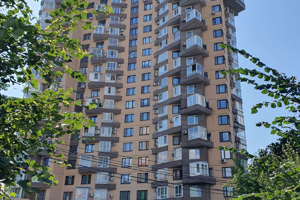 Продаётся 2-комнатная квартира, 73.6 м²