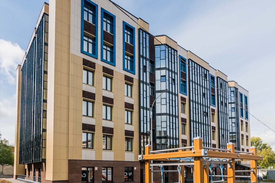 Продаётся 4-комнатная квартира, 92 м²