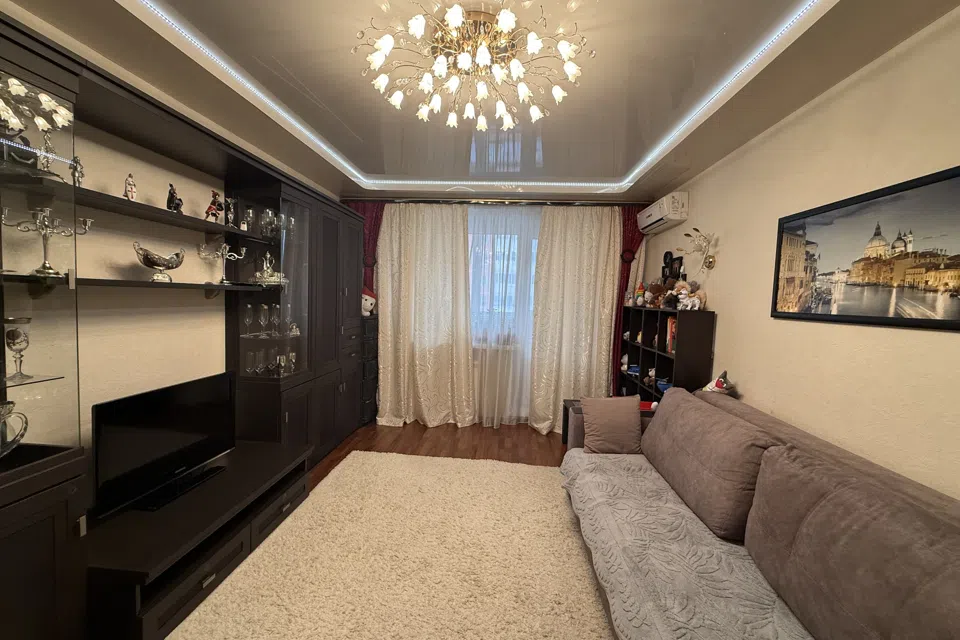 Продаётся 2-комнатная квартира, 57 м²