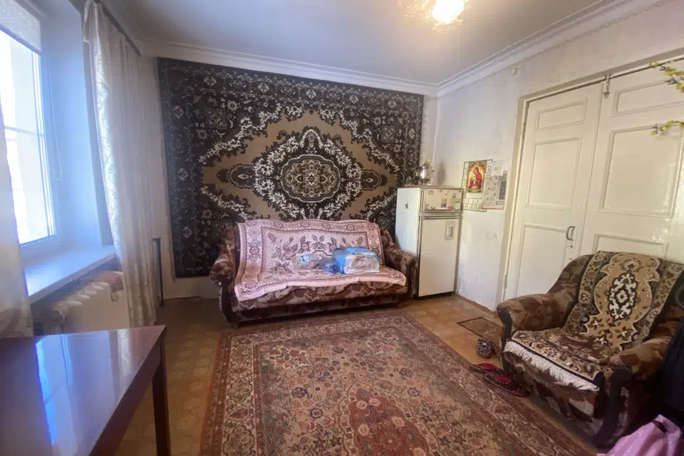Продаётся 2 комнаты в 3-комн. квартире, 30 м²