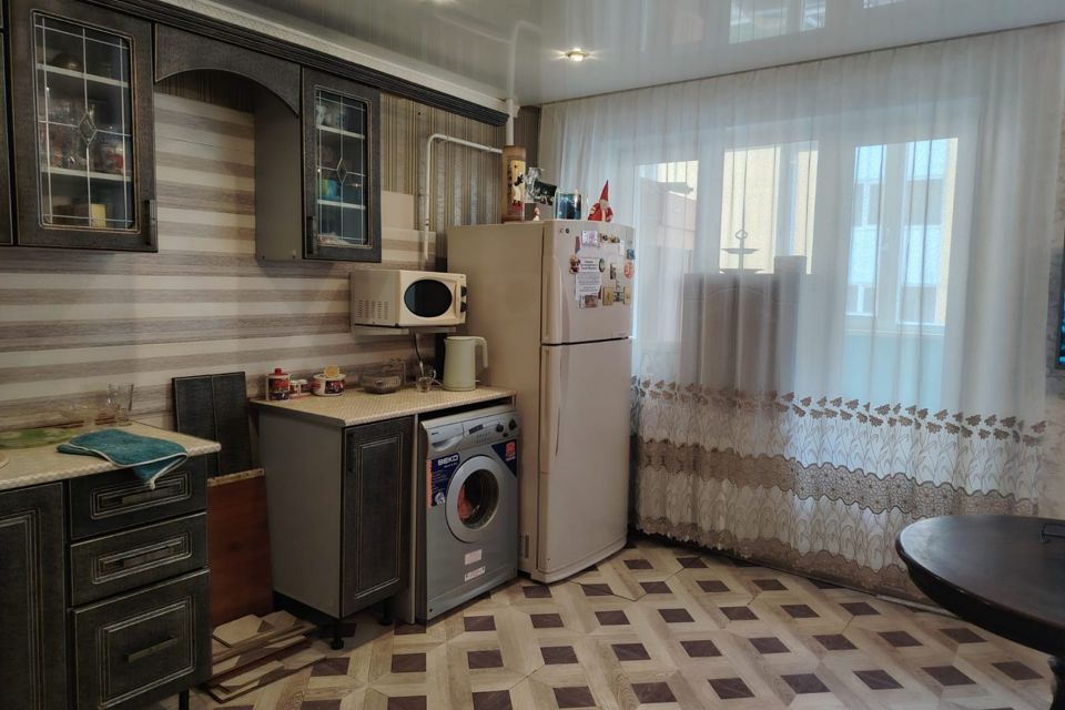 Продаётся 2-комнатная квартира, 56 м²