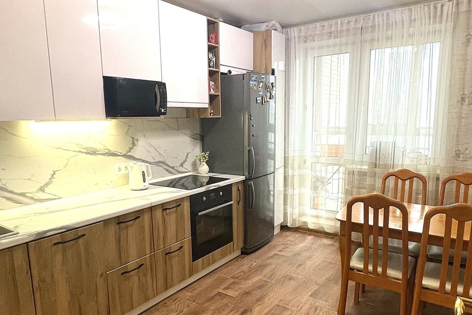 Продаётся 2-комнатная квартира, 61.3 м²