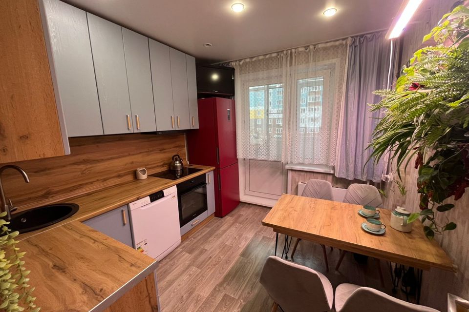 Продаётся 3-комнатная квартира, 73.7 м²