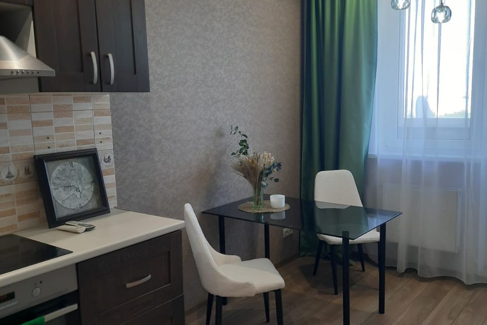 Продаётся 1-комнатная квартира, 43.5 м²