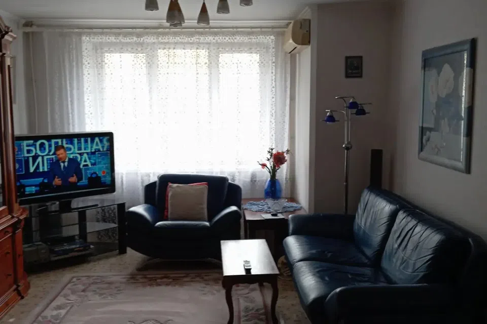 Продаётся 2-комнатная квартира, 53.8 м²