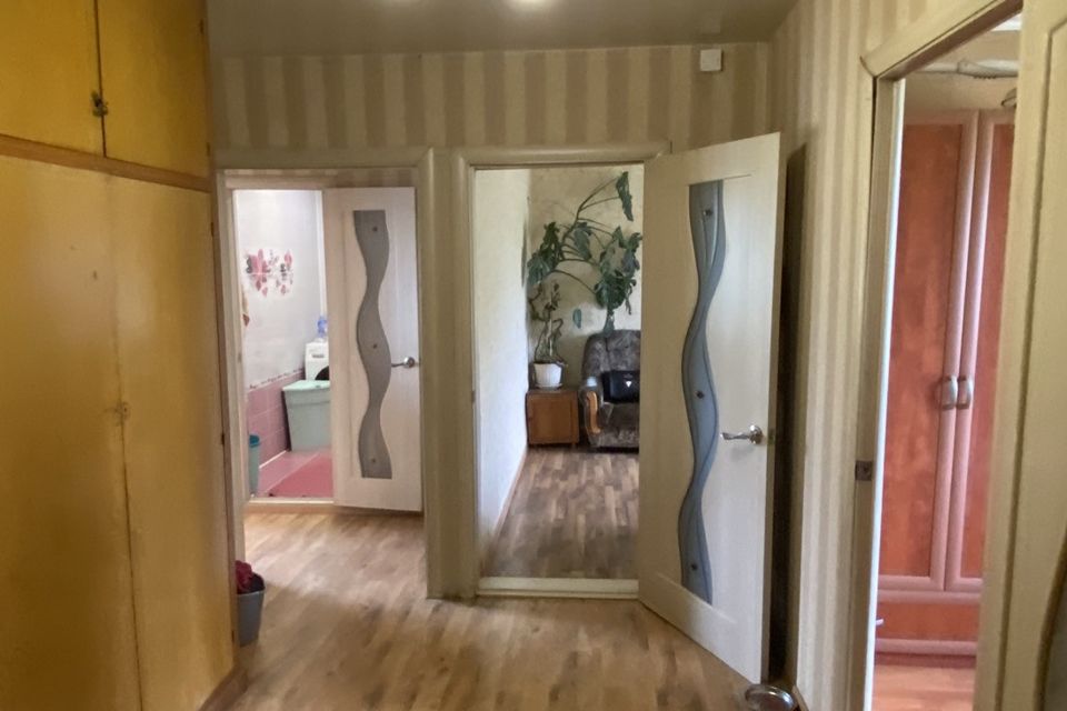 Продаётся 3-комнатная квартира, 59.5 м²
