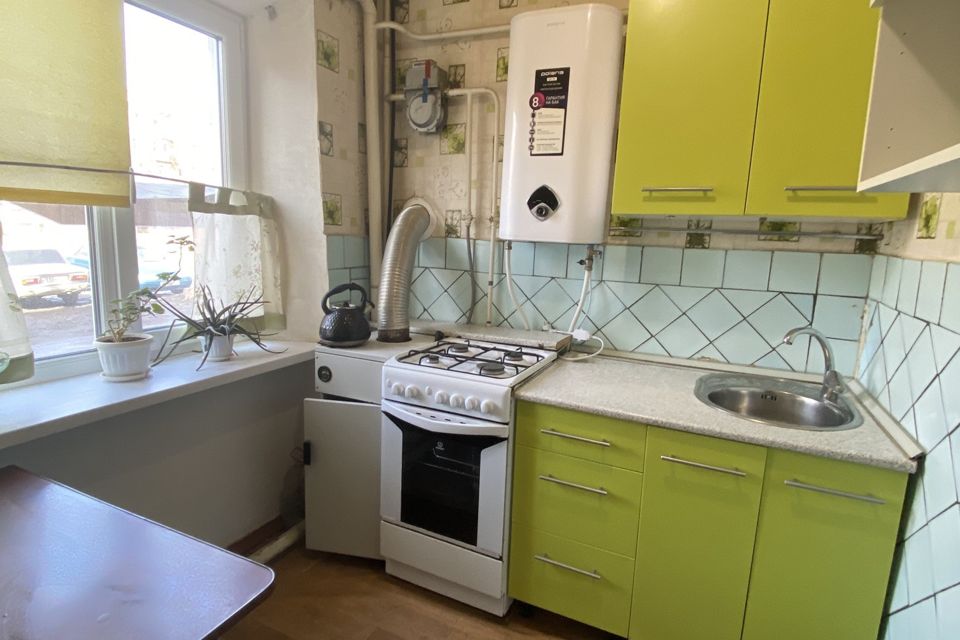 Продаётся 3-комнатная квартира, 57.1 м²