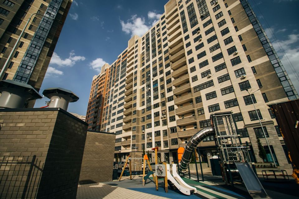 Продаётся 2-комнатная квартира, 74 м²