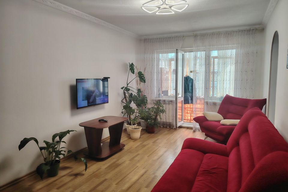 Продаётся 3-комнатная квартира, 60 м²